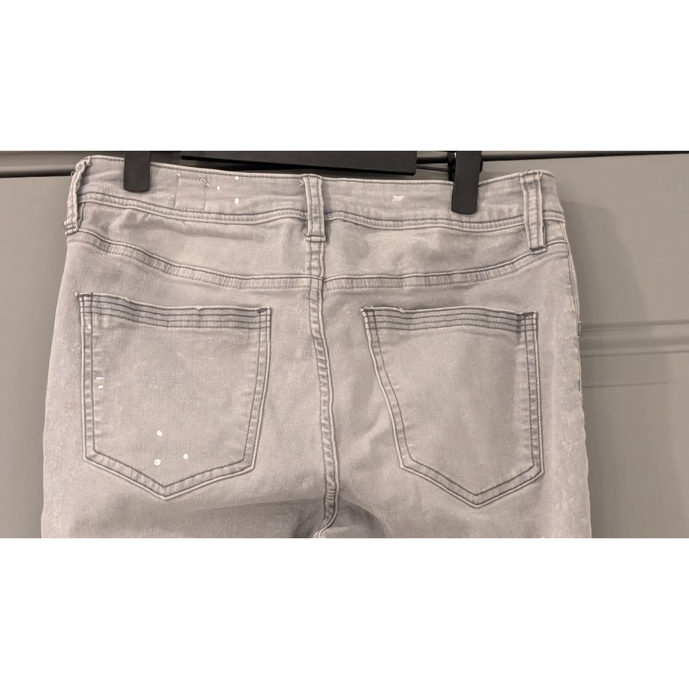 Women's We The Free Gray Distressed Skinny Jeans with Paint Splatter, Size 31 - Picture 7 of 11